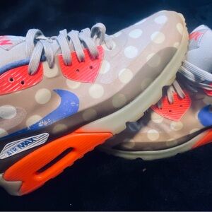 Stylish Kids Polka Dot Sneakers